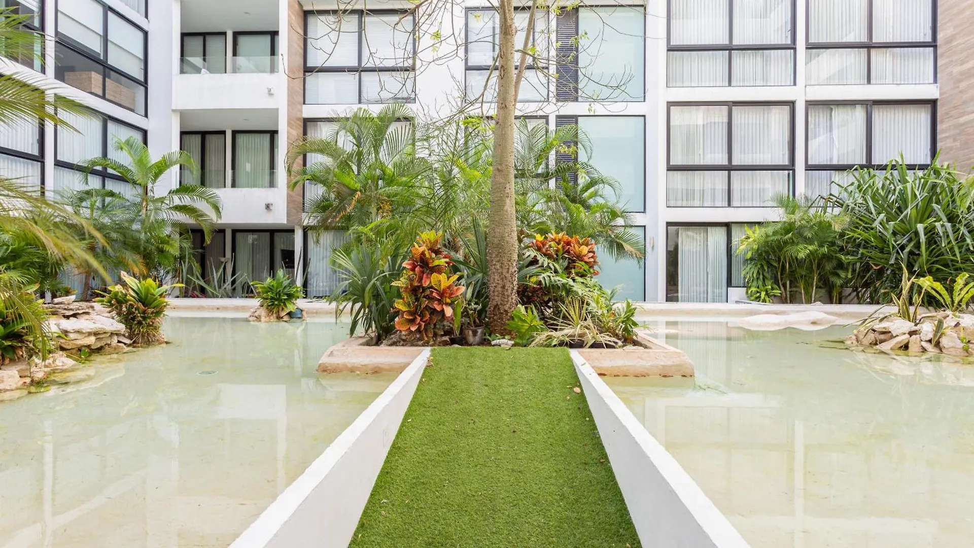 Apartment Anah Luxury Condos Playa del Carmen