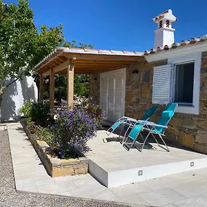 https://casa-da-pedra-quinta-dos-cedros-tavira.hotelaalgarve.com