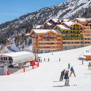 https://le-hameau-des-oursons.hotels-rhonealpes.com