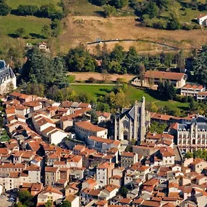 https://le-chossy-forez.hotels-rhonealpes.com