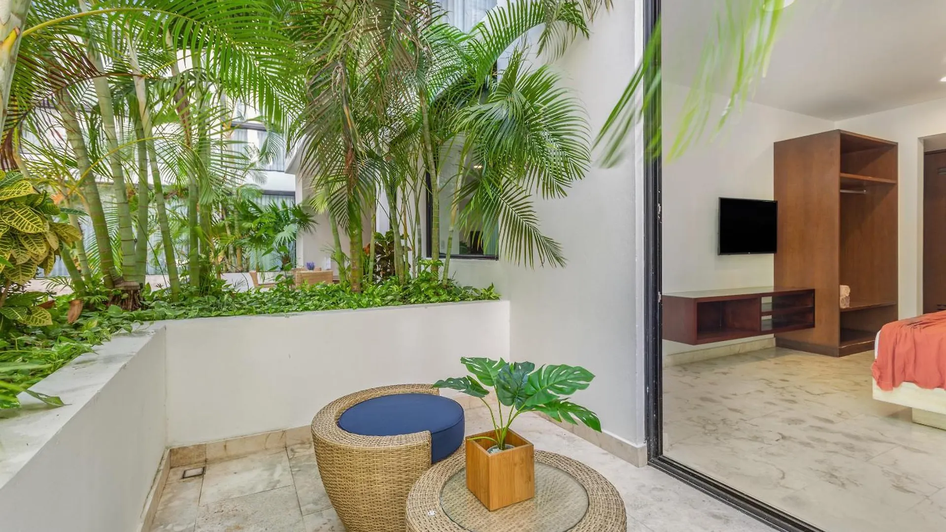 Anah Luxury Condos Playa del Carmen Apartment